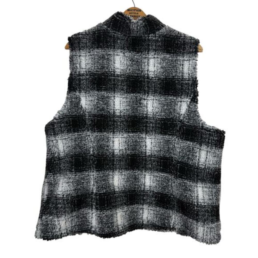 C.J.‎ Banks Women Fleece Plaid Vest Size 1X Full Zip Outdoors Preppy Warm Cozy - Picture 2 of 5